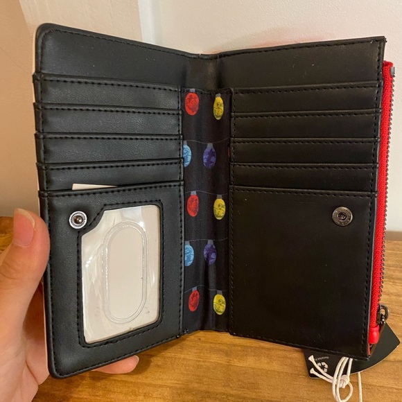*sold*Loungefly Disney NBC Nightmare Before Christmas Santa Jack Face Wallet - Picture 3 of 5